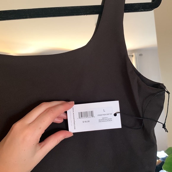 WEWOREWHAT chocolate black cropped top - Picture 4 of 4